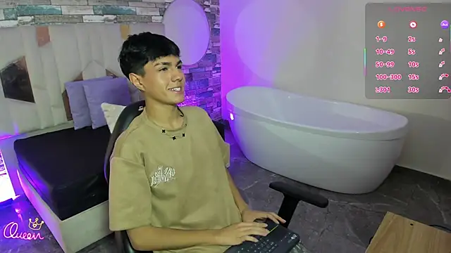 Snapshot of Damian_tay chatting on May 2026 11:35:01 AM Damian tay online show from May 2026 11:35:01 AM