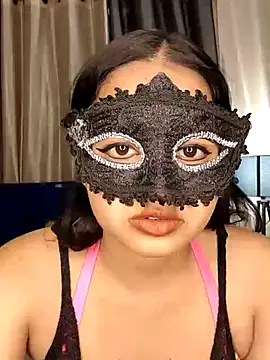 couple hot43 online show from May 2026 04:25:01 PM