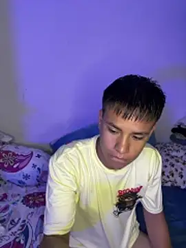 Evelyncita online show from May 2026 02:48:02 AM