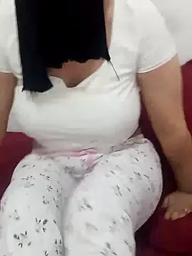 Youmy love26 online show from May 2026 10:40:02 AM