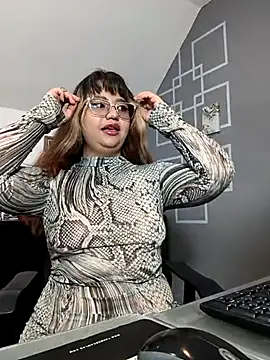 BelleVivianne online show from May 2026 01:03:02 PM