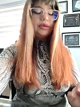 BelleVivianne online show from April 2026 05:30:01 PM