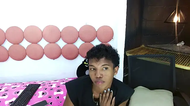 Chris Hott online show from April 2026 02:14:02 AM