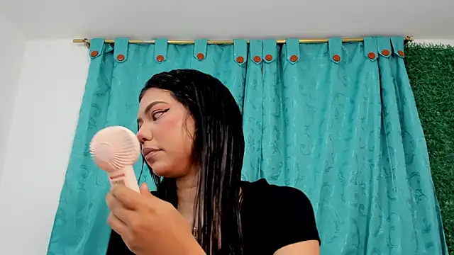 Snapshot of Nathy_Pelaez chatting on July 2026 04:03:02 AM Nathy Pelaez online show from July 2026 04:03:02 AM