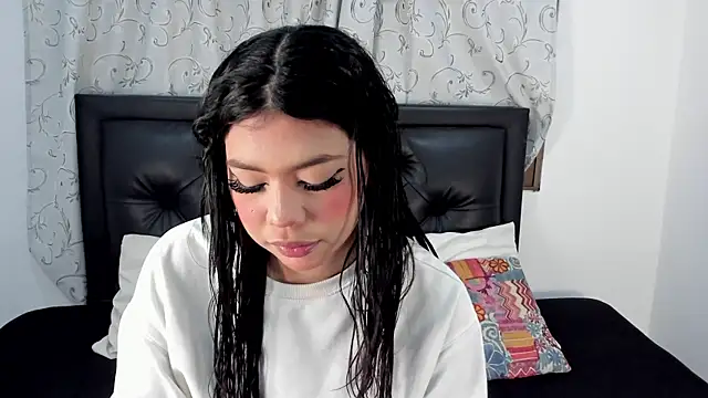 Snapshot of Nathy_Pelaez chatting on June 2026 03:47:01 AM Nathy Pelaez online show from June 2026 03:47:01 AM