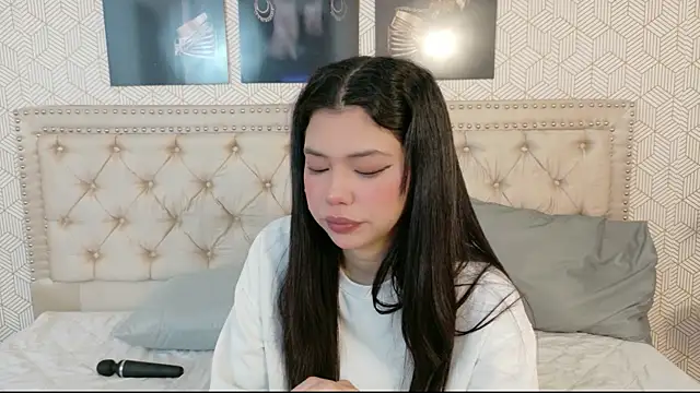 Snapshot of Nathy_Pelaez chatting on May 2026 03:27:02 AM Nathy Pelaez online show from May 2026 03:27:02 AM