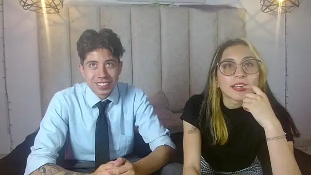 mrandmrsvixencs online show from April 2026 02:53:01 PM