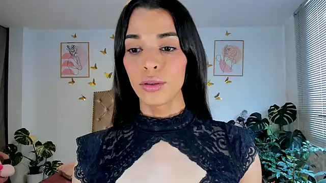 Snapshot of bella_grego chatting on July 2026 03:22:01 PM bella grego online show from July 2026 03:22:01 PM