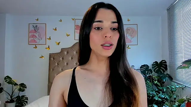 bella grego online show from June 2026 05:35:02 PM