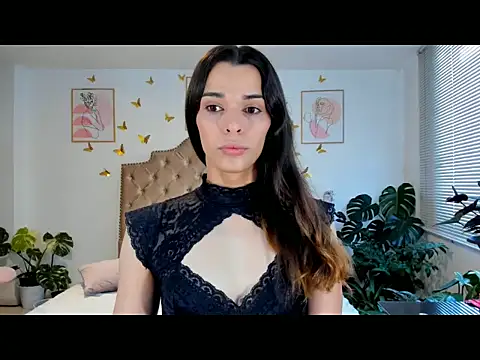 bella grego online show from April 2026 03:13:01 PM