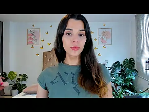 bella grego online show from April 2026 08:22:02 PM