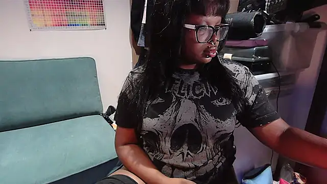 metalpetitepixiee online show from April 2026 02:51:02 AM