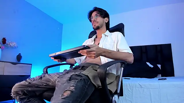 Dannyperlaza online show from April 2026 03:24:01 AM