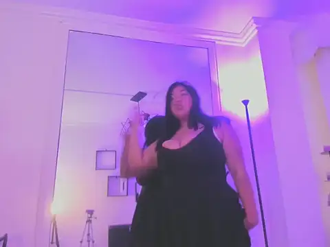 ema  adams online show from April 2026 09:38:01 PM