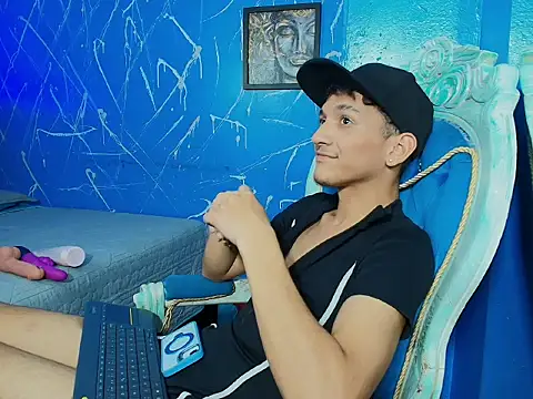 Snapshot of Lexter_Blue chatting on June 2026 08:54:02 PM Lexter Blue online show from June 2026 08:54:02 PM