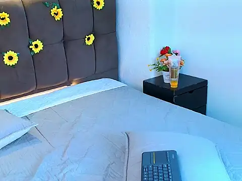 Snapshot of Lexter_Blue chatting on June 2026 09:31:02 PM Lexter Blue online show from June 2026 09:31:02 PM