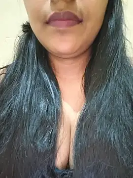 Snapshot of Newragini chatting on June 2026 12:43:02 AM Newragini online show from June 2026 12:43:02 AM