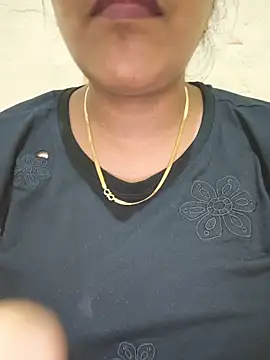 Snapshot of Newragini chatting on May 2026 06:18:01 PM Newragini online show from May 2026 06:18:01 PM