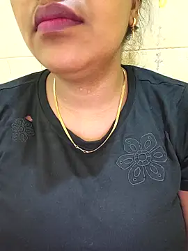 Snapshot of Newragini chatting on May 2026 10:51:02 PM Newragini online show from May 2026 10:51:02 PM