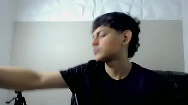 Yosepp cum online show from May 2026 04:05:02 AM