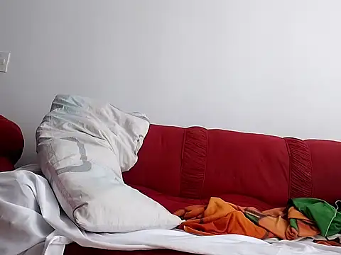 luzydany online show from April 2026 04:46:01 PM