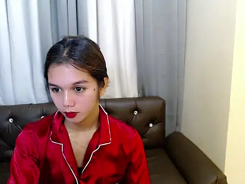 Snapshot of marie_castro chatting on May 2026 05:52:01 PM marie castro online show from May 2026 05:52:01 PM