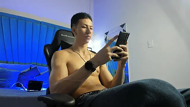 OliverThompsonJS online show from June 2026 05:12:02 AM