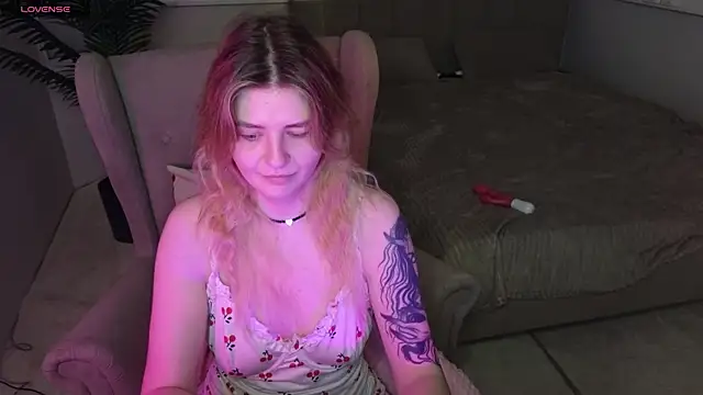 TonyaMeow online show from May 2026 01:20:02 AM