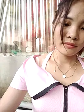 diem122 online show from May 2026 10:35:01 AM