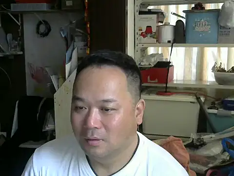 xinxinde123 online show from April 2026 01:54:01 AM