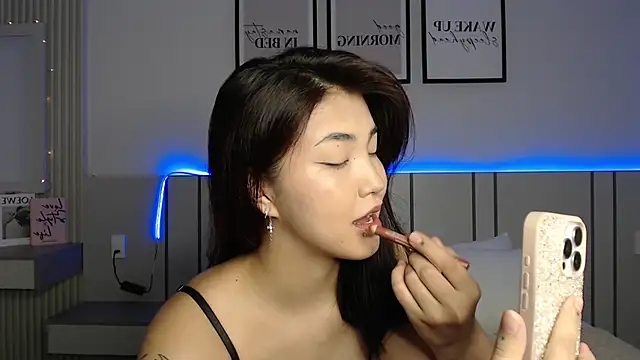 Maiaxoxo online show from June 2026 01:16:02 AM