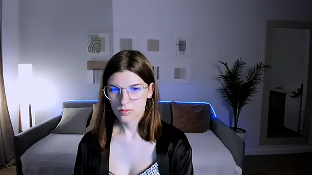 AnnaThorne online show from May 2026 04:31:02 AM