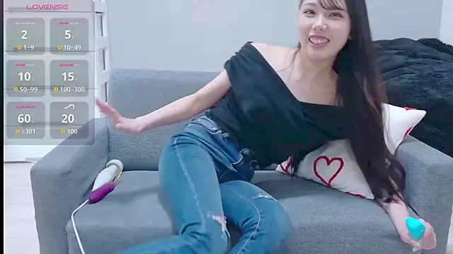 Snapshot of Minamina2 chatting on June 2026 09:09:02 AM Minamina2 online show from June 2026 09:09:02 AM