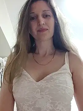irresistibelle online show from May 2026 06:00:01 PM