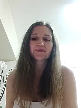 irresistibelle online show from April 2026 11:44:02 PM