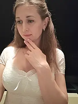 irresistibelle online show from July 2026 07:32:02 PM