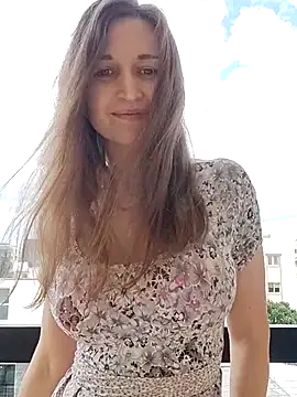irresistibelle online show from May 2026 11:46:02 AM