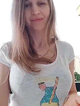 irresistibelle online show from May 2026 04:26:02 PM