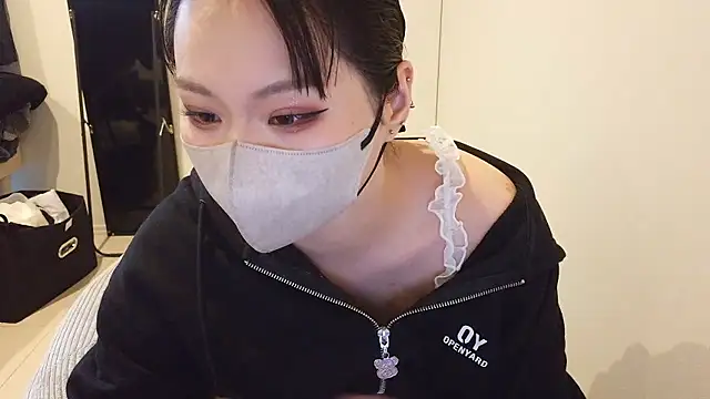 HoodingAlar online show from May 2026 07:38:02 AM