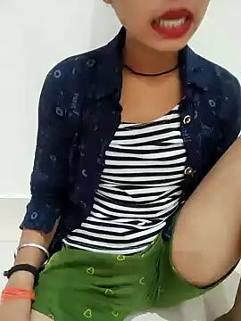 Snapshot of Kamini_rani chatting on May 2026 06:21:01 AM Kamini rani online show from May 2026 06:21:01 AM