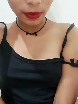 Snapshot of Kamini_rani chatting on May 2026 04:31:02 PM Kamini rani online show from May 2026 04:31:02 PM
