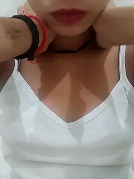 Snapshot of Kamini_rani chatting on June 2026 06:51:01 PM Kamini rani online show from June 2026 06:51:01 PM