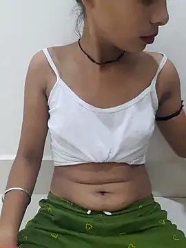 Snapshot of Kamini_rani chatting on May 2026 02:28:01 PM Kamini rani online show from May 2026 02:28:01 PM