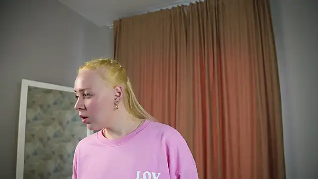 DorrisEdstrom online show from April 2026 03:09:01 AM