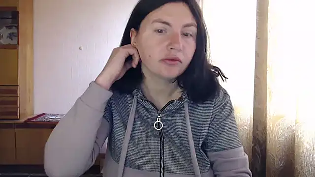 AlinaxJames online show from April 2026 07:48:01 AM