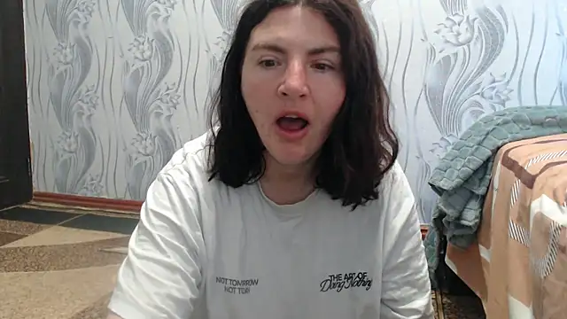 AlinaxJames online show from June 2026 11:00:01 AM