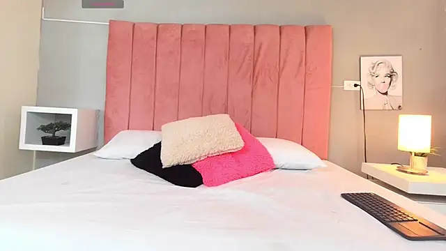 KARINA RUBY online show from April 2026 07:38:02 PM