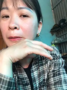 -Hanna  online show from April 2026 03:19:02 AM