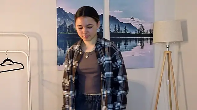 HienPolemeni online show from April 2026 07:22:01 AM