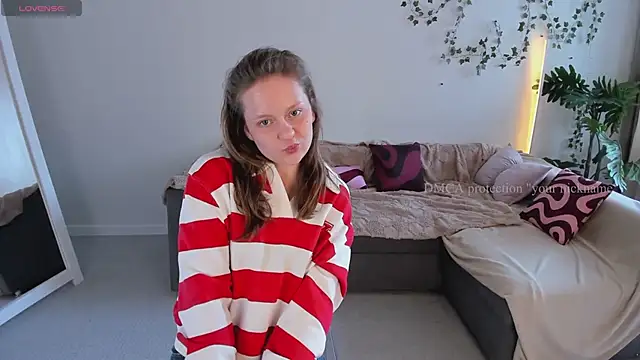 French Fry online show from April 2026 12:45:01 PM